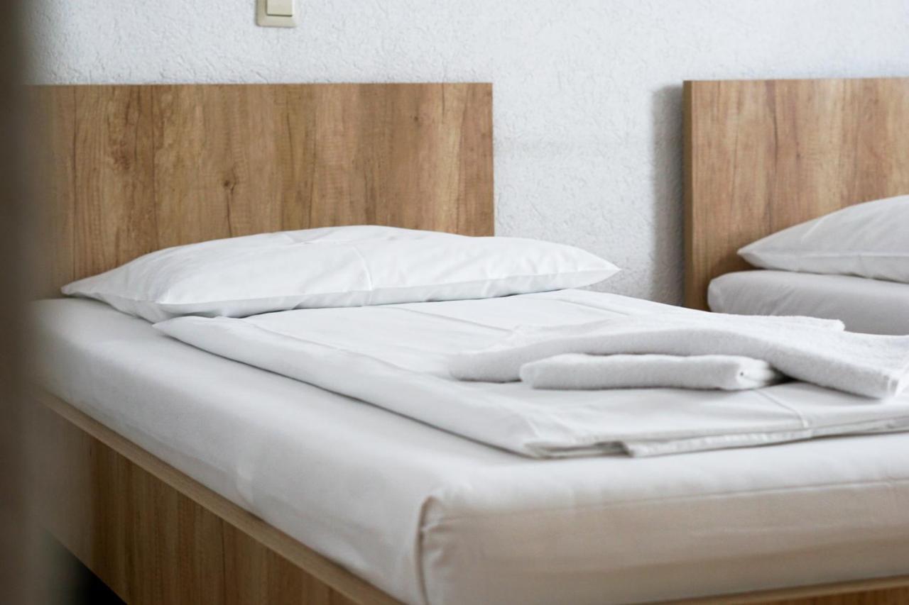 Hotel Kreuz Schwäbisch Gmünd Buitenkant foto