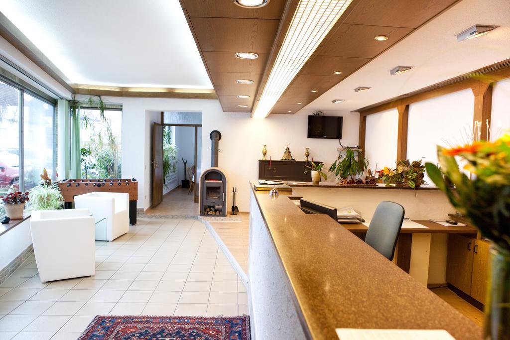 Hotel Kreuz Schwäbisch Gmünd Buitenkant foto